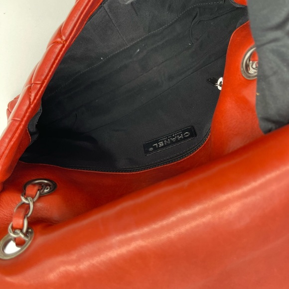 CHANEL Red Orange Leather Classic Flap Shoulder Bag - Picture 14 of 16